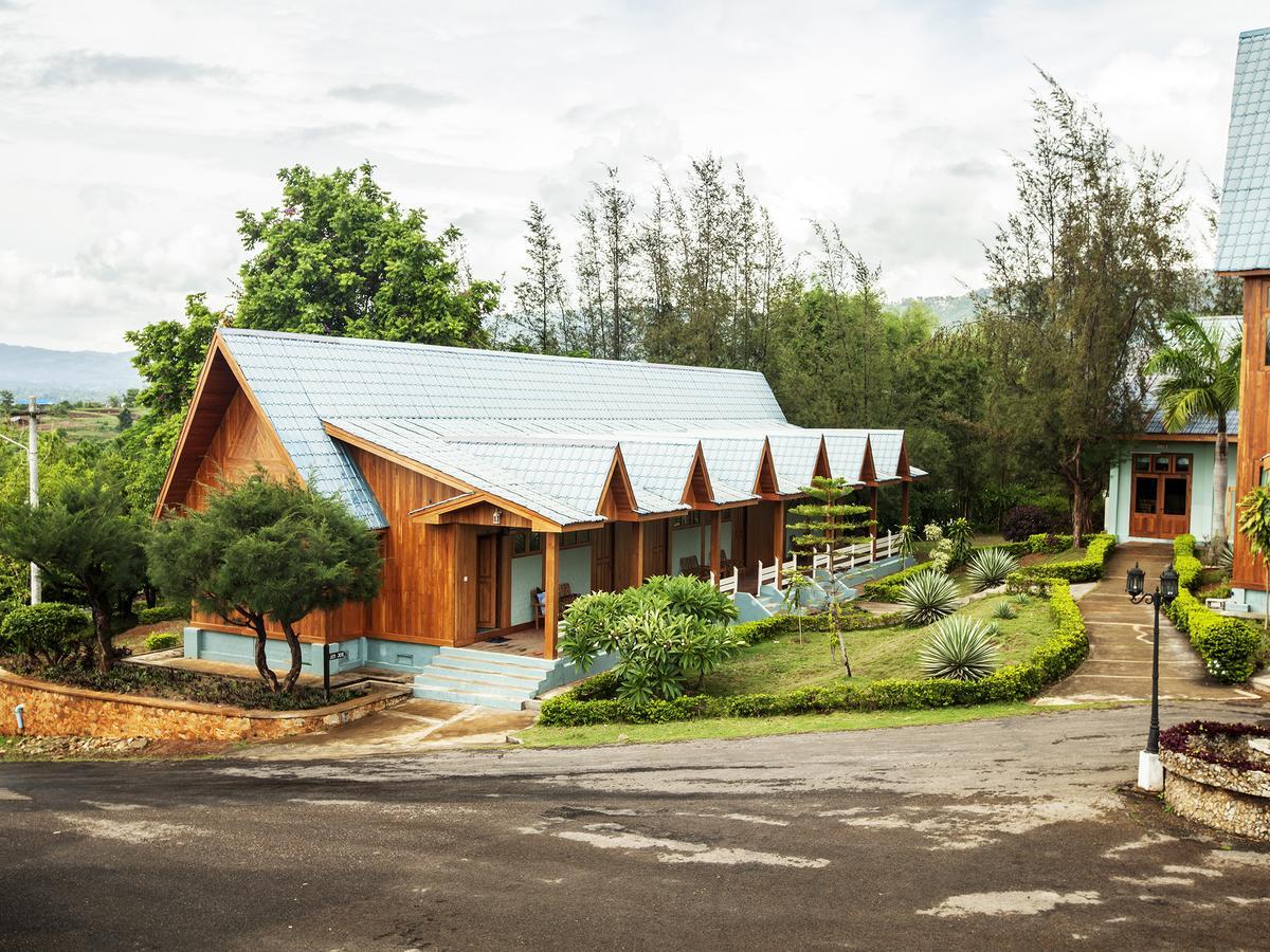 Aye Thar Yar Golf Resort Таунджи Номер фото